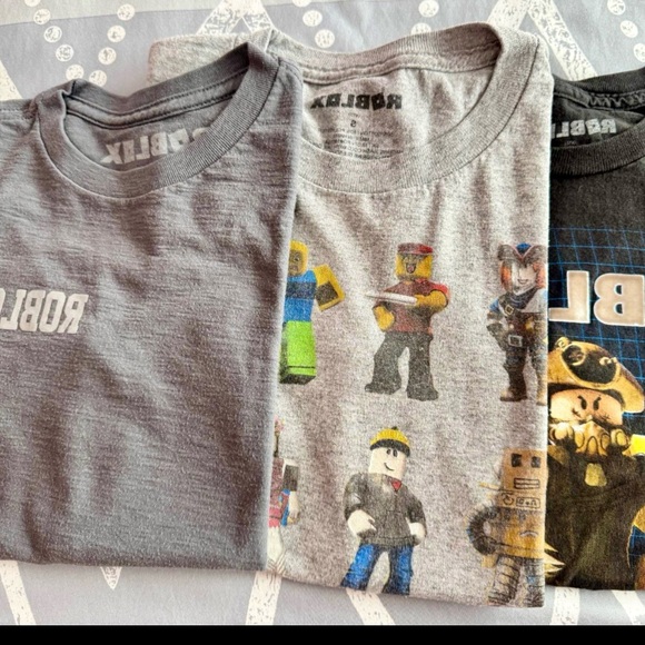 Calvin Klein Assorted Boys T-Shirts in Gray, Red,Blue and multicolored - Picture 9 of 9